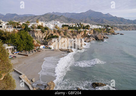 Playa Calahonda, spiaggia, Nerja, provincia di Malaga, Costa del Sol, Andalusia, Spagna, Europa Foto Stock