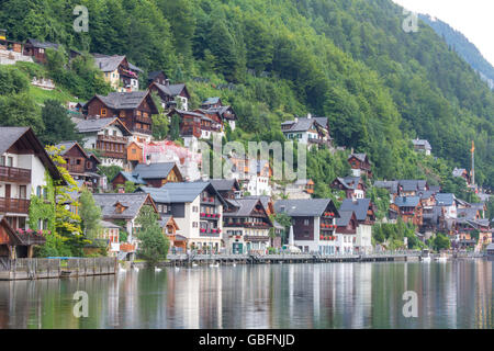 Austria Hallstatt, Classic vista del villaggio di Hallstat Foto Stock
