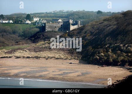 Manorbier Castello. Castello di Manorbier, vicino a Tenby, Pembrokeshire, Galles del Sud. Foto Stock