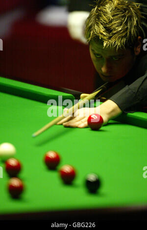 Snooker - Campionato del mondo delle Ambasciate 2004. Matthew Stevens in azione contro Graeme Dott Foto Stock