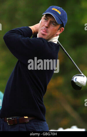 Golf - Damovo British Masters - Marriott Forest of Arden - primo turno. Il Richard Green australiano si tee via Foto Stock