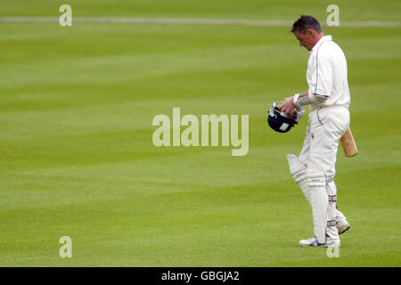 Cricket - Frizzell County Championships - Divisione uno - Warwickshire v Surrey Foto Stock