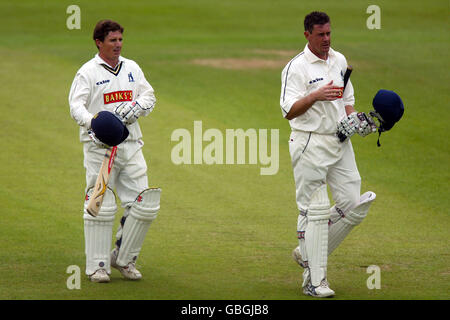 Cricket - Frizzell County Championships - Divisione uno - Warwickshire v Surrey Foto Stock