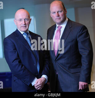 Il presidente della Royal Bank of Scotland Philip Hampton (a sinistra) e l'amministratore delegato Stephen Hester alla prova di ieri della RBS AGM, che si svolge oggi all'EICC di Edimburgo. Foto Stock