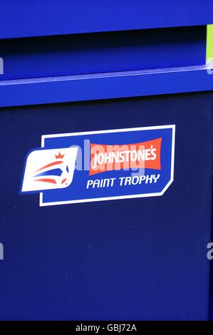 Calcio - Johnstone's Paint Trophy - finale - Luton Town / Scunthorpe United - Stadio di Wembley. Vista generale del simbolo del Trofeo di pittura di Johnstone Foto Stock