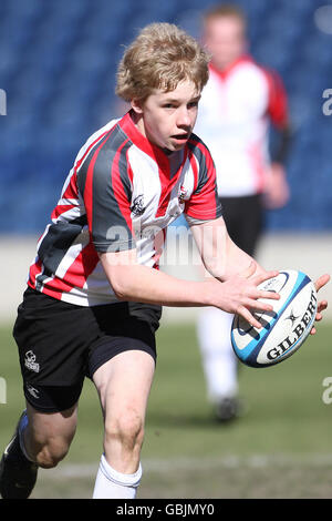 Stirling County in azione durante le finali della National Midi Cup al Murrayfield Stadium di Edimburgo. Foto Stock