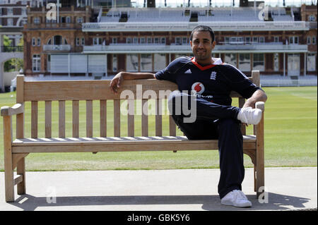 Cricket - Inghilterra Annunci Team - Lords. Ravi Bopara in Inghilterra durante gli annunci della squadra di Inghilterra Internazionale a Lords, Londra. Foto Stock