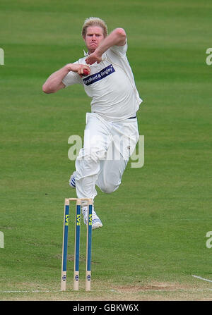 Cricket - Liverpool Victoria County Championship - Divisione uno - giorno tre - Durham / Yorkshire - Chester le Street. Matthew Hoggard dello Yorkshire durante la partita del Liverpool Victoria County Championship a Chester le Street, Durham. Foto Stock