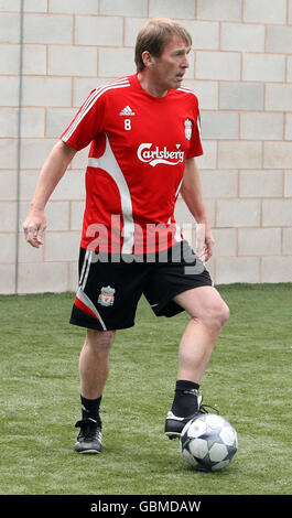 Calcio - Hillsborough Memorial match warm up - Melwood Allenamento Foto Stock