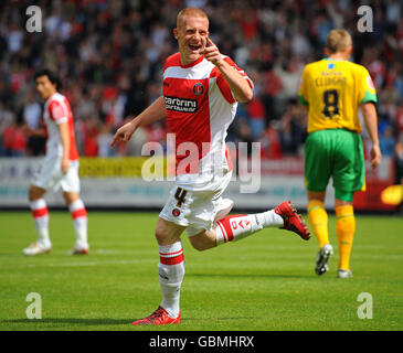 Calcio - Coca-Cola Football League Championship - Charlton Athletic v Norwich City - The Valley. Nicky Bailey di Charlton Athletic celebra il suo obiettivo Foto Stock