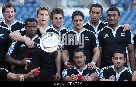 Rugby Union - IRB Sevens World Series - Emirates Airline Edinburgh Sevens - Giorno 2 - Murrayfield Foto Stock