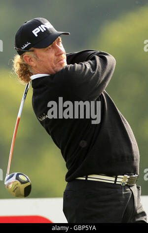 Miguel Angel Jimenez in azione durante il primo round del Celtic Manor Wales Open 2009 al Celtic Manor Resort di Newport, Galles. Foto Stock