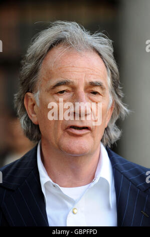 Paul Smith svela 'Bunny Bin' Foto Stock