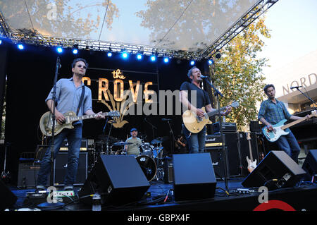 Los Angeles, CA, Stati Uniti d'America. 6 Luglio, 2016. Tonico. Il Citi la presentazione di The Grove's 2016 estate una serie di concerti tenuti presso il Parco a Grove. Photo credit: Birdie Thompson/AdMedia Credito: Birdie Thompson/AdMedia/ZUMA filo/Alamy Live News Foto Stock