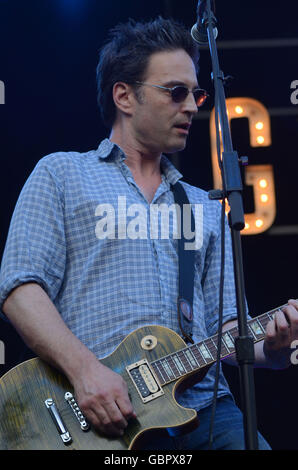 Los Angeles, CA, Stati Uniti d'America. 6 Luglio, 2016. Jeff Russo, tonico. Il Citi la presentazione di The Grove's 2016 estate una serie di concerti tenuti presso il Parco a Grove. Photo credit: Birdie Thompson/AdMedia Credito: Birdie Thompson/AdMedia/ZUMA filo/Alamy Live News Foto Stock