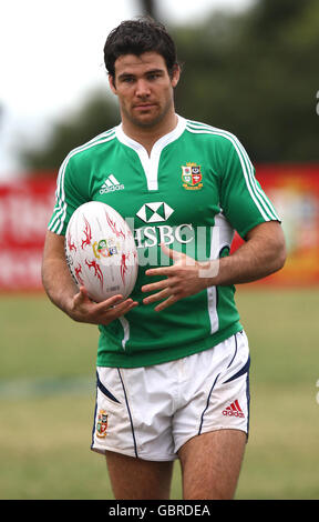 Mike Phillips dei Lions britannici e irlandesi durante una sessione di formazione presso la Northwood School di Durban, Sudafrica. Foto Stock