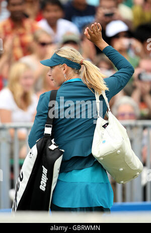 Tennis - AEGON Classic - 6° giorno - Edgbaston Priory Club. Maria Sharapova della Russia lascia il tribunale centrale dopo aver perso in serie diritte la Cina Na li nella loro semifinale partita Foto Stock