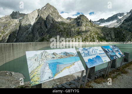 La Svizzera, alpi svizzere, Bregaglia ValleyAlbigna lago e diga; bg.: Piz Balzet, Piz dal Pal Foto Stock