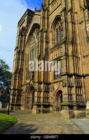 La facciata ovest del Priorato Chiesa Bridlington Old Town Foto Stock