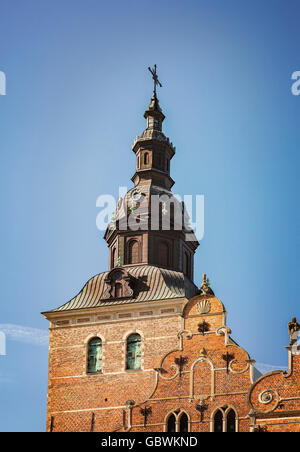 Immagine della torre della chiesa della Santa Trinità in Kristianstad, Svezia. Foto Stock