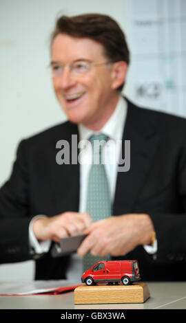 Mandelson tours vegetale geneticamente modificato Foto Stock