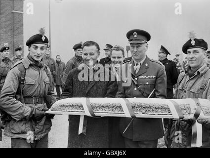 Militare - Lancashire Fusiliers - Osnabrueck a Norton Caserma Marzo - Paesi Bassi Foto Stock