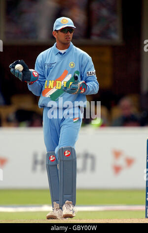 Cricket - ICC Champions Trophy 2004 - India contro Pakistan. Rahul Dravid, India Foto Stock