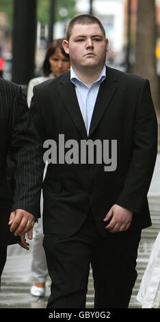 Jamie Waylett causa in tribunale Foto Stock