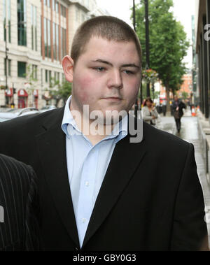 Jamie Waylett causa in tribunale Foto Stock