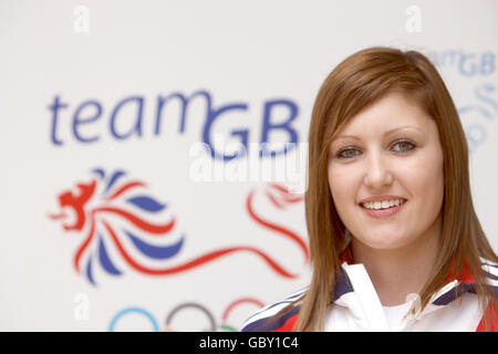 Il nuotatore del team giovanile della Gran Bretagna Charlotte Bradbury si prepara a partecipare al prossimo Festival Olimpico europeo dei giovani di Tampere in Finlandia. PREMERE ASSOCIAZIONE foto. Data immagine: Venerdì 17 luglio 2009. Il credito fotografico dovrebbe essere: Steve Parsons/PA Wire Foto Stock