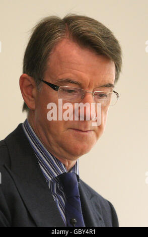 Il segretario d'affari Lord Mandelson ha tenuto un discorso sul futuro dell'istruzione superiore al Birbeck College, nel centro di Londra. Foto Stock