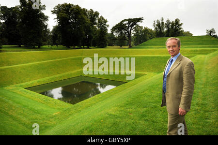 Nuovi giardini a San Donato Station Wagon Foto Stock