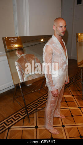 Esquire sua singolare Suit Launch Party - Londra Foto Stock