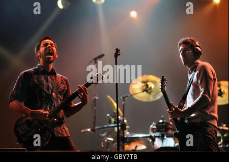 Il Linkin Park si esibir sul palco il giorno 1 del Sonisphere Festival a Knebworth. Foto Stock