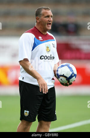 Calcio - Pre Season friendly - Burnley v Leeds United - Turf Moor. Sandy Stewart, assistente di Burnley Foto Stock