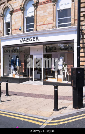 Dh HARROGATE North Yorkshire Jaeger store shop finestra display moda negozi Foto Stock