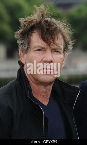 Dennis Quaid su HMS Belfast, Londra, per promuovere il nuovo film G.I.Joe. Foto Stock