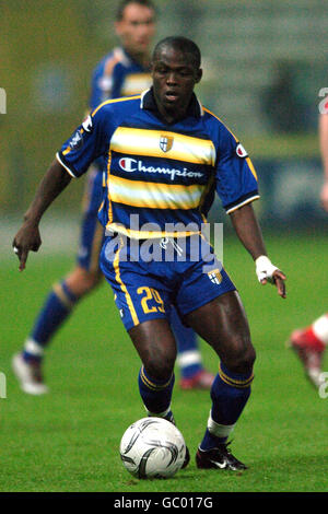 Calcio - Coppa UEFA - Gruppo B - Parma v Steaua Bucuresti. Ibrahima Camara, Parma Foto Stock