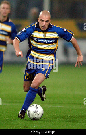 Calcio - Coppa UEFA - Gruppo B - Parma v Steaua Bucuresti. Alessandro Rosina, Parma Foto Stock