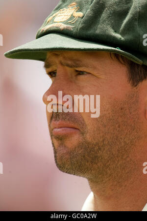 Cricket - The Ashes 2009 - Npower secondo Test - Day Five - Inghilterra / Australia - Lord's. Il capitano australiano Ricky Ponting dopo aver perso durante il quinto giorno della seconda prova di potenza a Lord's, Londra. Foto Stock