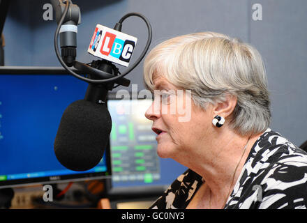 Ann Widdecombe su Londra il più grande conversazione Foto Stock