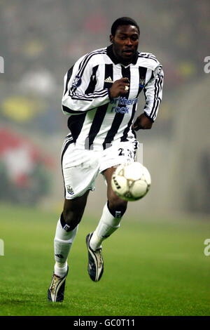 Calcio - Coppa UEFA - Gruppo D - Sochaux / Newcastle United. Shola Ameobi, Newcastle United Foto Stock