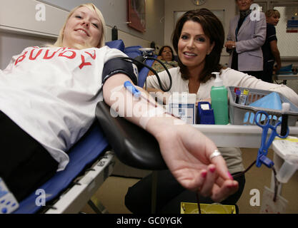 Natasha Kaplinsky lancia NHS campagna di sangue Foto Stock