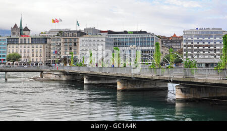 Ginevra, Svizzera - 17 agosto: vista del litorale del lago Leman a Ginevra il 17 agosto 2015. Foto Stock