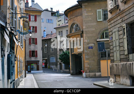 Ginevra, Svizzera - 17 agosto: Vista della strada pedonale nel centro della città di Ginevra il 17 agosto 2015. Foto Stock