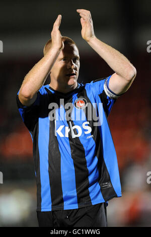 Calcio - Coca-Cola Football League One - Leyton Orient v Charlton Athletic - Stadio Matchroom. Nicky Bailey di Charlton Athletic celebra la vittoria dopo il fischio finale. Foto Stock