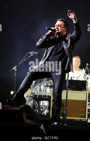 U2 in concerto a Don Valley - Sheffield Foto Stock