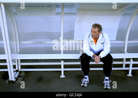 Calcio - International friendly - Benin v Gabon - Stade des Vertus. Michel Dussuyer, allenatore Benin Foto Stock