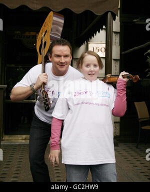 Russell Watson lancia 'Pratica-a-thon" - Londra Foto Stock