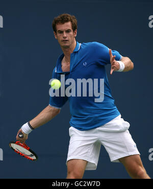 Il grande britannico Andy Murray in azione durante la sua partita contro il croato Marin Cilic. Foto Stock
